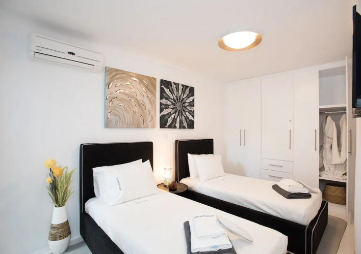 3-bed Villa in Mykonos With Private Pool