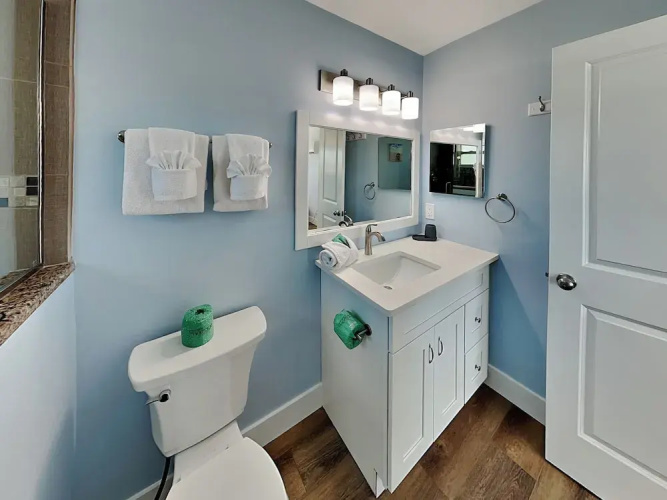 Noon Wave by Distinctive Beach Rentals