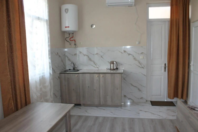 Iren Apartment