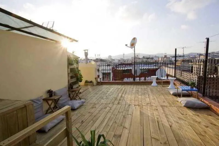 Apartamentos Colon 3000