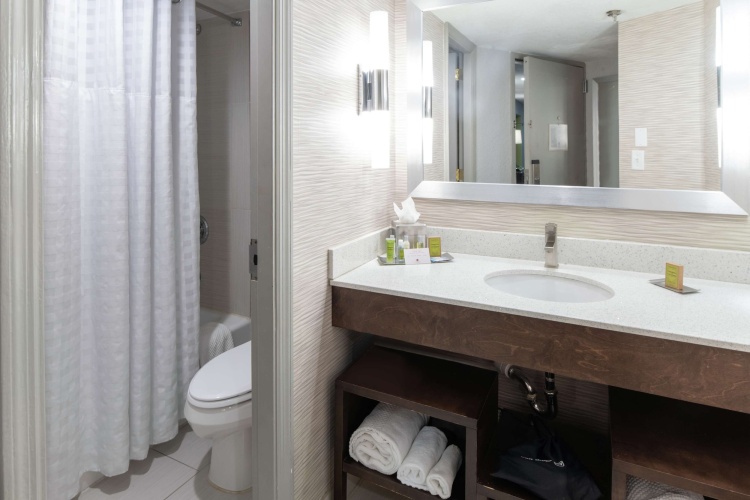 DoubleTree by Hilton Jacksonville Airport photo 29