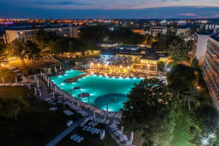 Safir Blue Resort