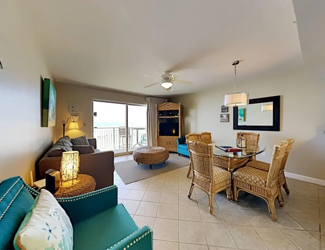 Standard room with balcony and with ocean view