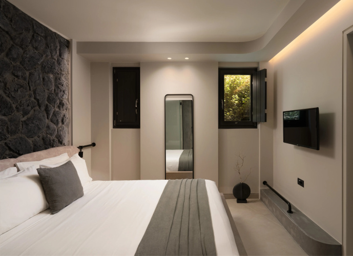 Apikia Santorini Suites - Adults Only