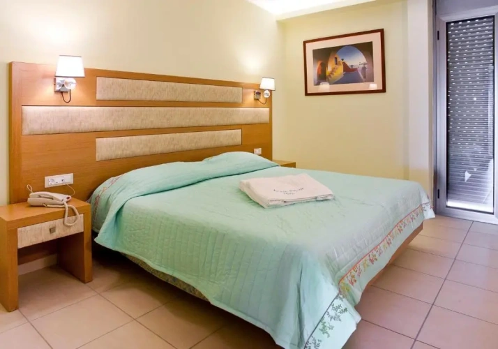 Triple Apartment with balcony and with sea view