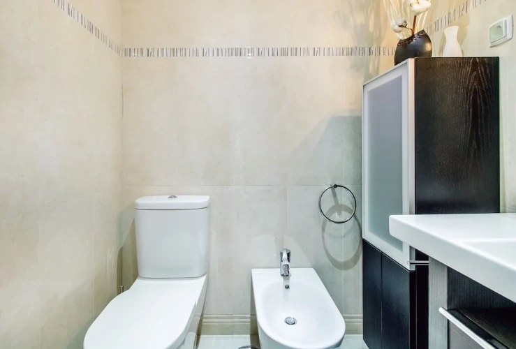 3 Bedrooms Apartment