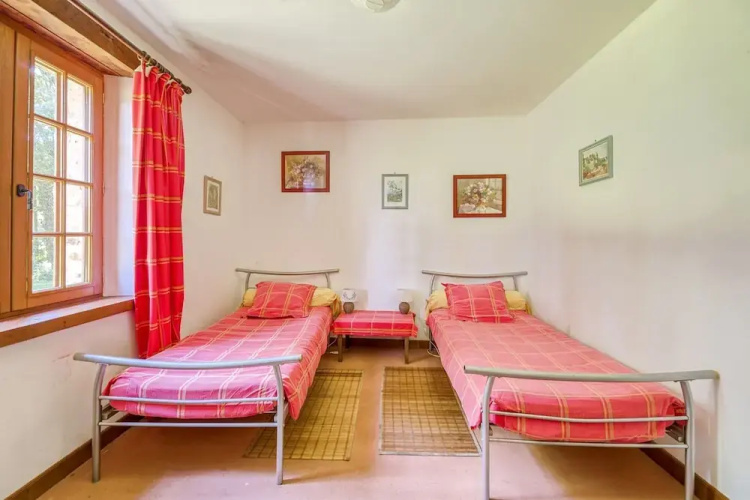Quaint Holiday Home in Ferce