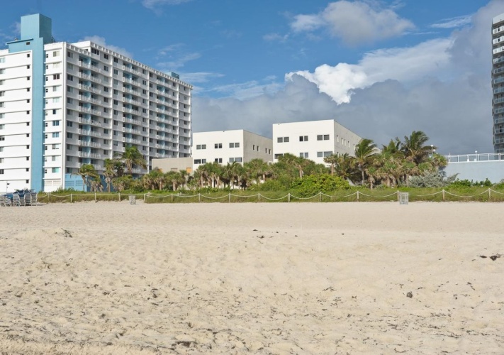 Crystal Beach Suites Hotel photo 24