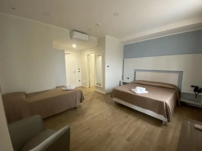 1 Bedroom Deluxe Double room
