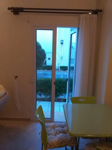 Captivating 1-bed House