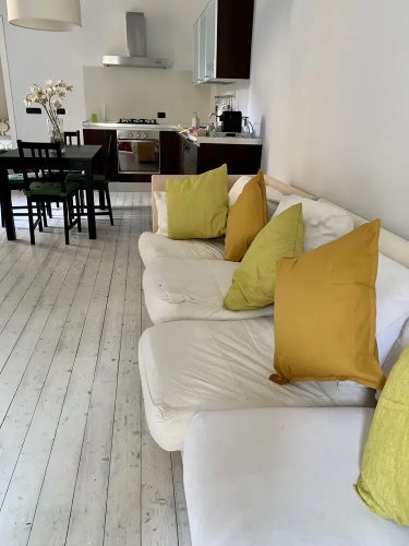 Lecco Center House