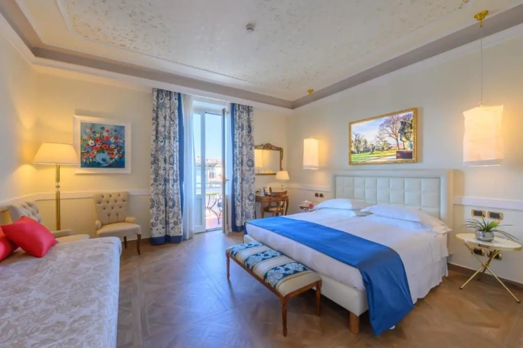 Deluxe Double room with balcony