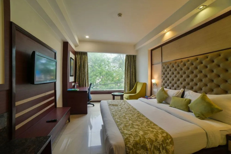 Hotel Mint Oodles