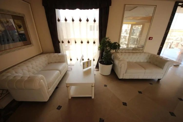 1 Bedroom Apartment with sea view