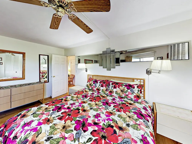 Ocean View W/pool - Across From Kalama Beach 2 Bedroom Condo