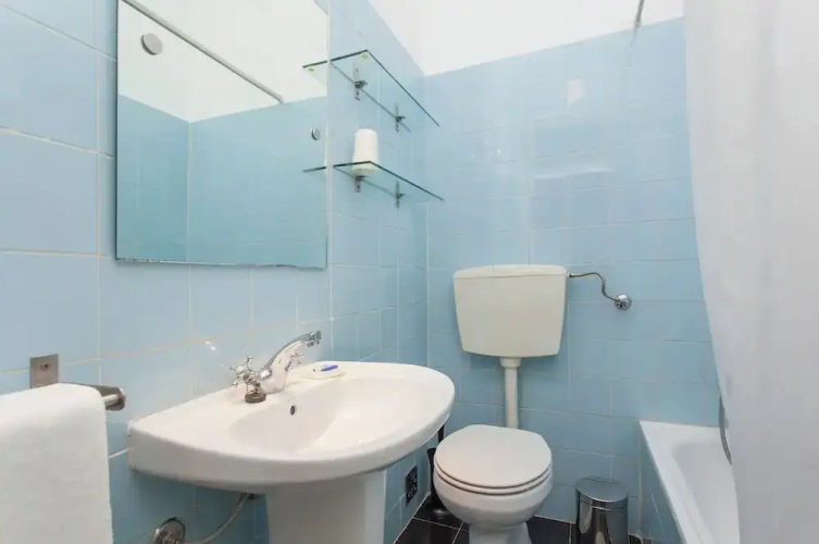 Historical 2-Bed Alfama Charm