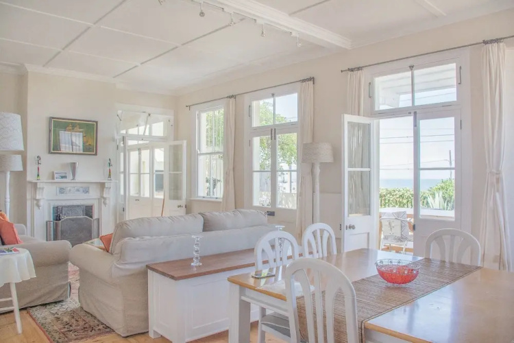Fintimara Bay House