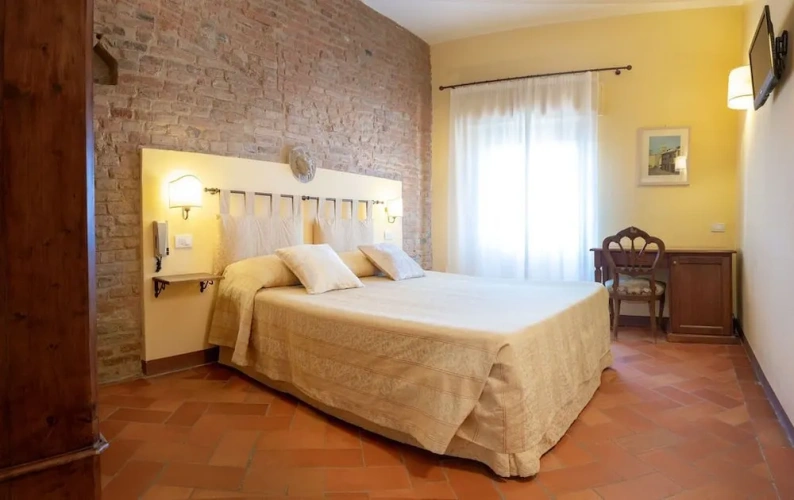 Superior Double room with city view