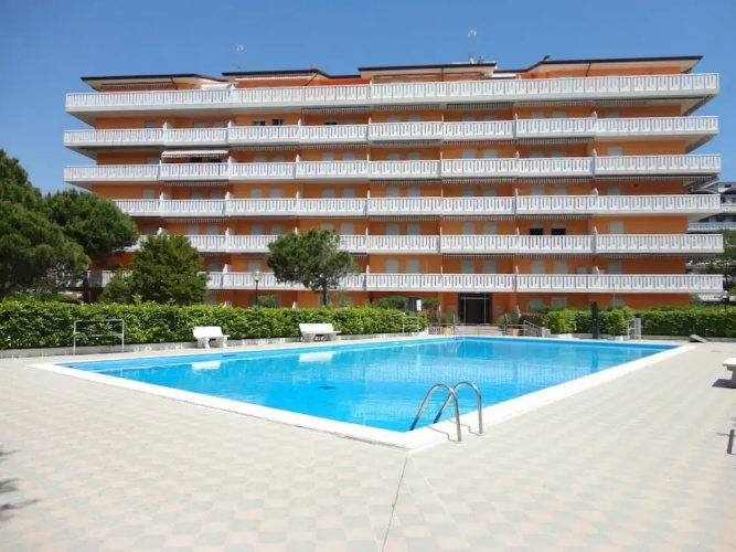 Nice Flat in a Residence With Swimming Pool