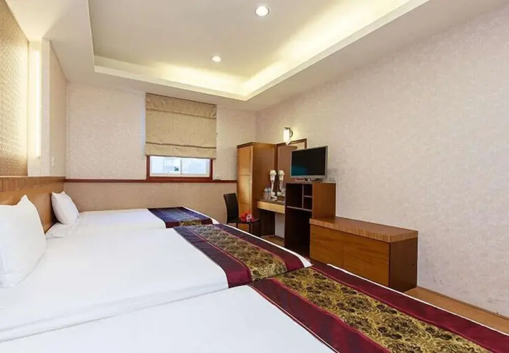 Daddy Chin Hostel