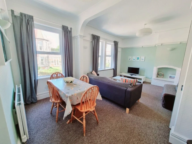 Apartment with garden view