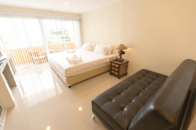 Deluxe Triple room with ocean view