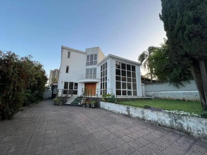 Superior Villa