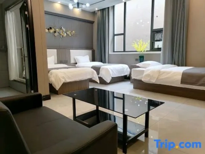 Business Triple room