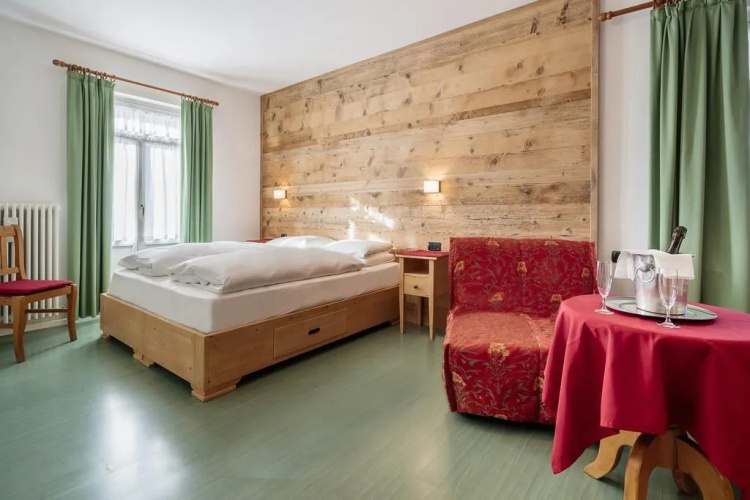Hotel Oasi