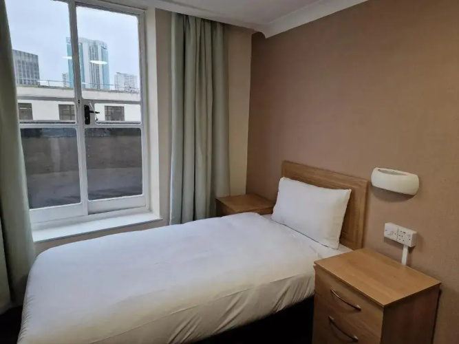 Standard Single room