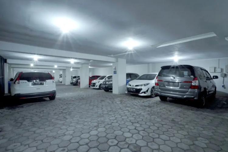 Dparagon Bukit Sari