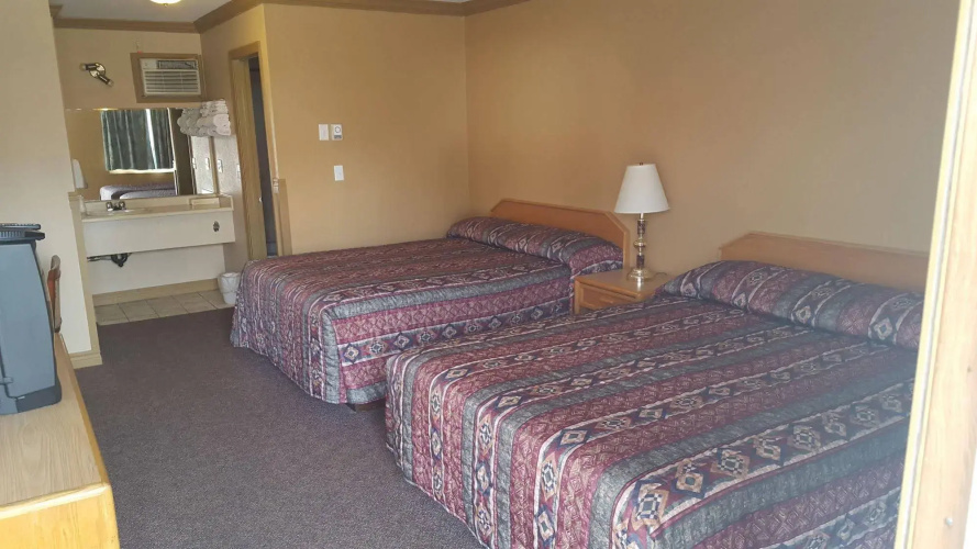Rainbow Motor Inn