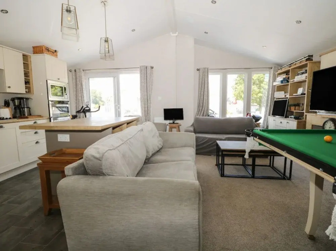 The Goodwood Lodge