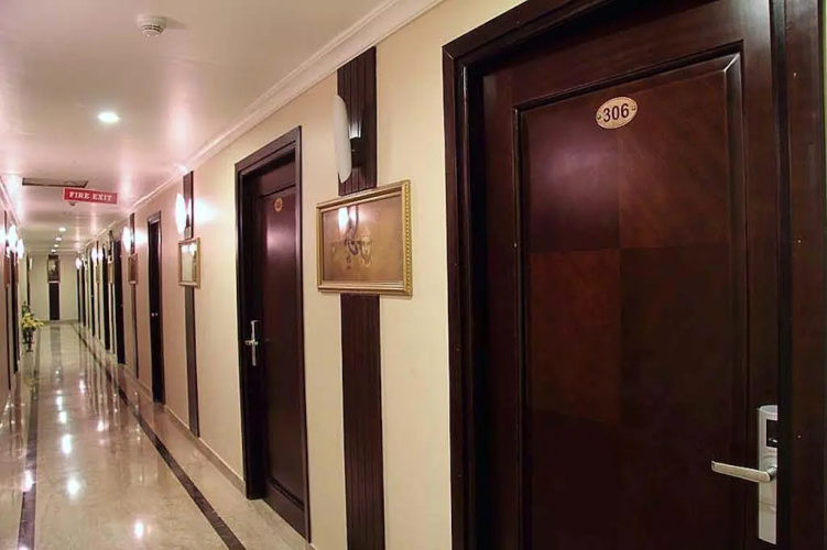 Gold Leaf Hotel