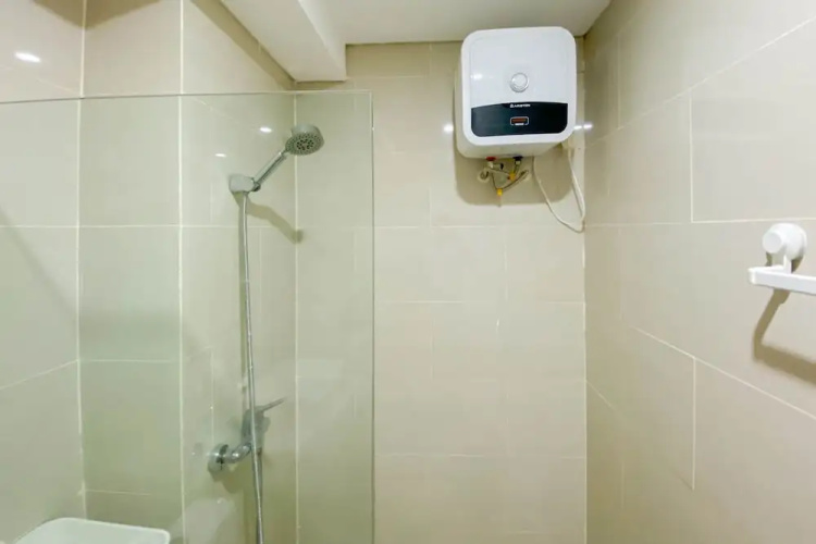 Spacious And Warm Studio Daan Mogot City Apartment