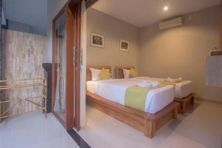 Nang Ade House