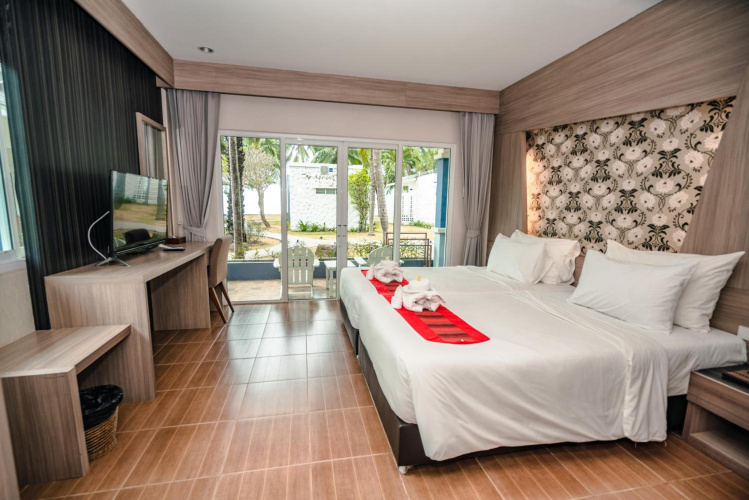 Chaolao Tosang Beach Hotel