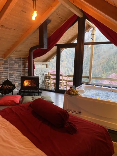 Presidential Suite with mountain view