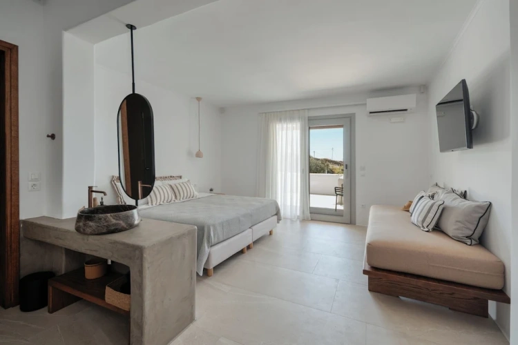 1 Bedroom Premium Triple room with balcony and with sea view