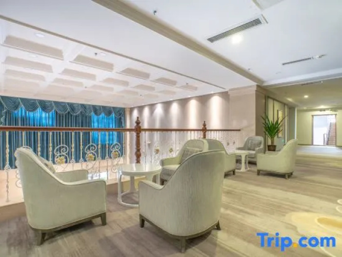 Wutong Hot Spring Hotel