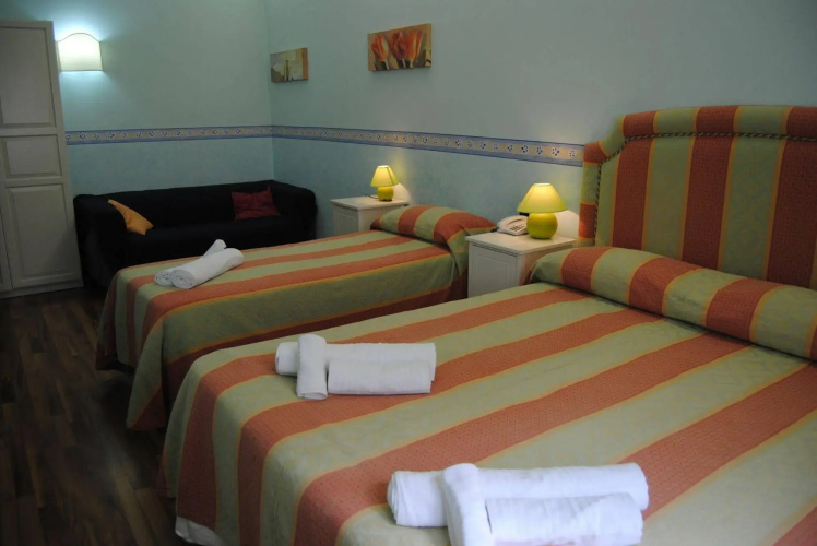 Italy Rents Vaticano