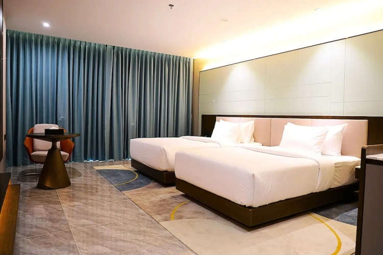 Superior Twin room with river view