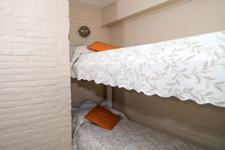 3 Bedrooms Grand Basement Apartment