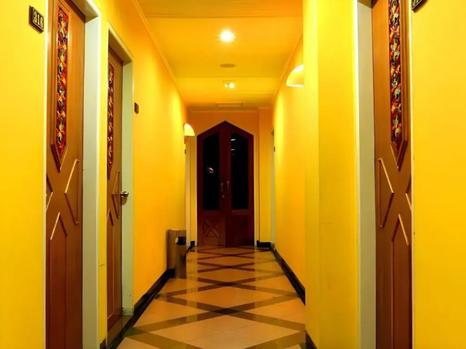 Kharisma Hotel
