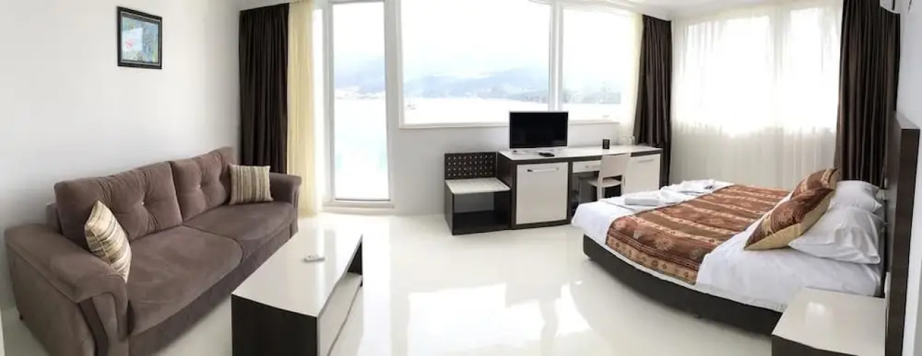 La Moda Beach Hotel
