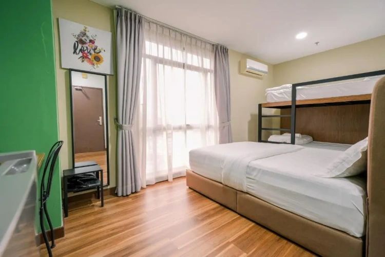 Deluxe Family Suite