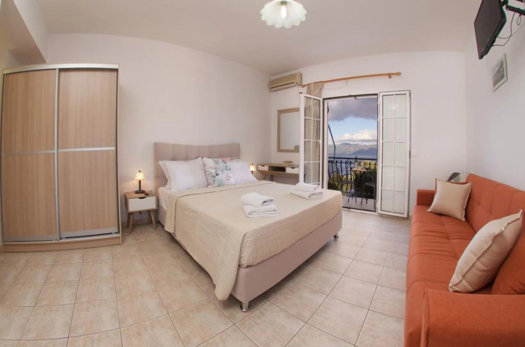 Dimitris Studios