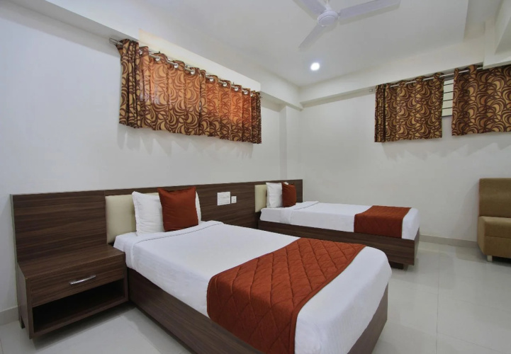 Heramba Comforts By OYO Rooms