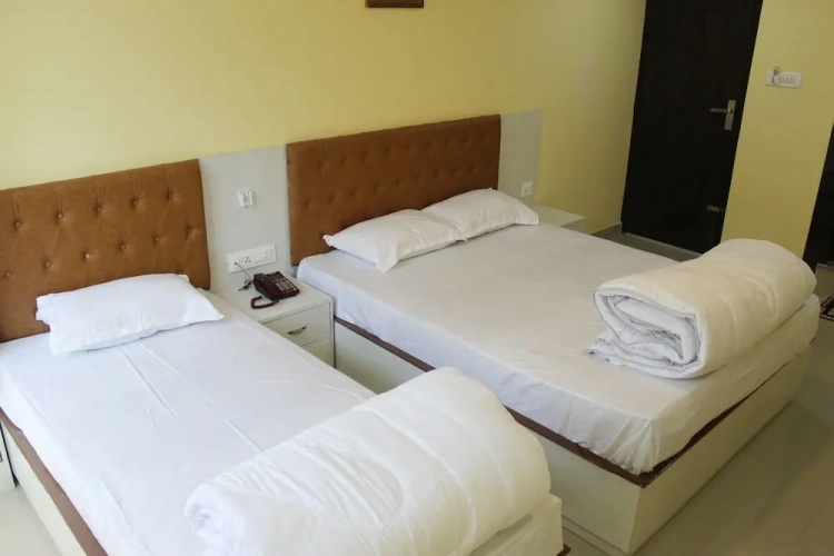 Deluxe Triple room