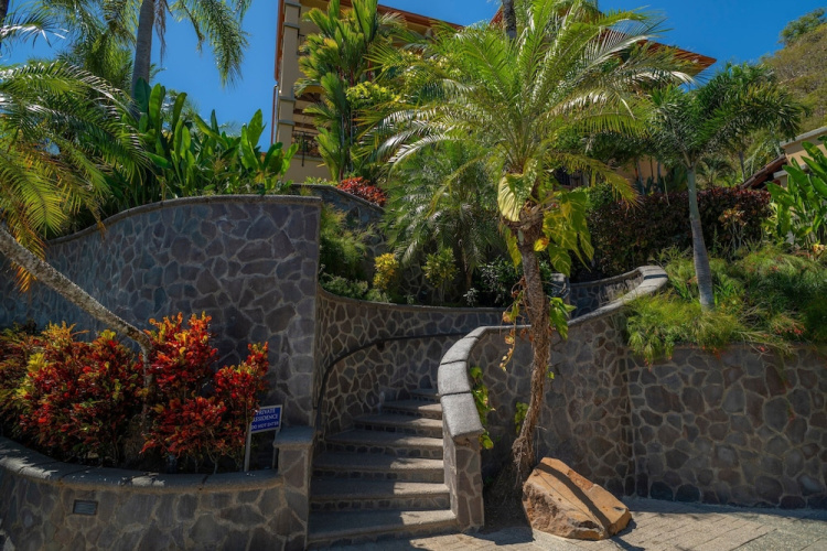 Marbella 2F 3 bdr Ocean View in Los Suenos